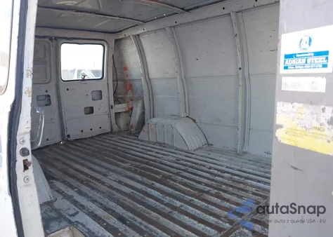 1993 Chevrolet G20 z USA, uszkodzony, nr VIN 2GCEG25K8P4113828